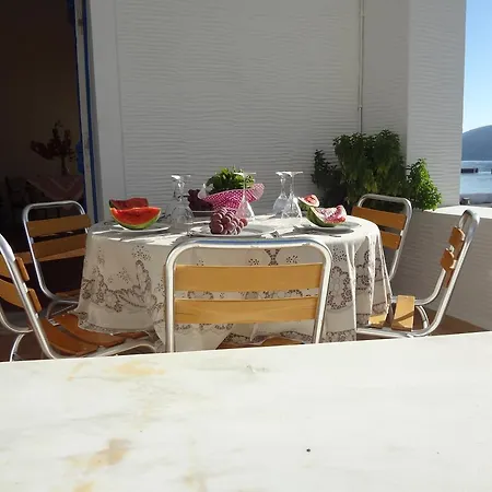 Apartment Watching The Sea Ormos (Andros)